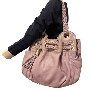 Michael Kors light purple Leather Tassel Bag in great conditions